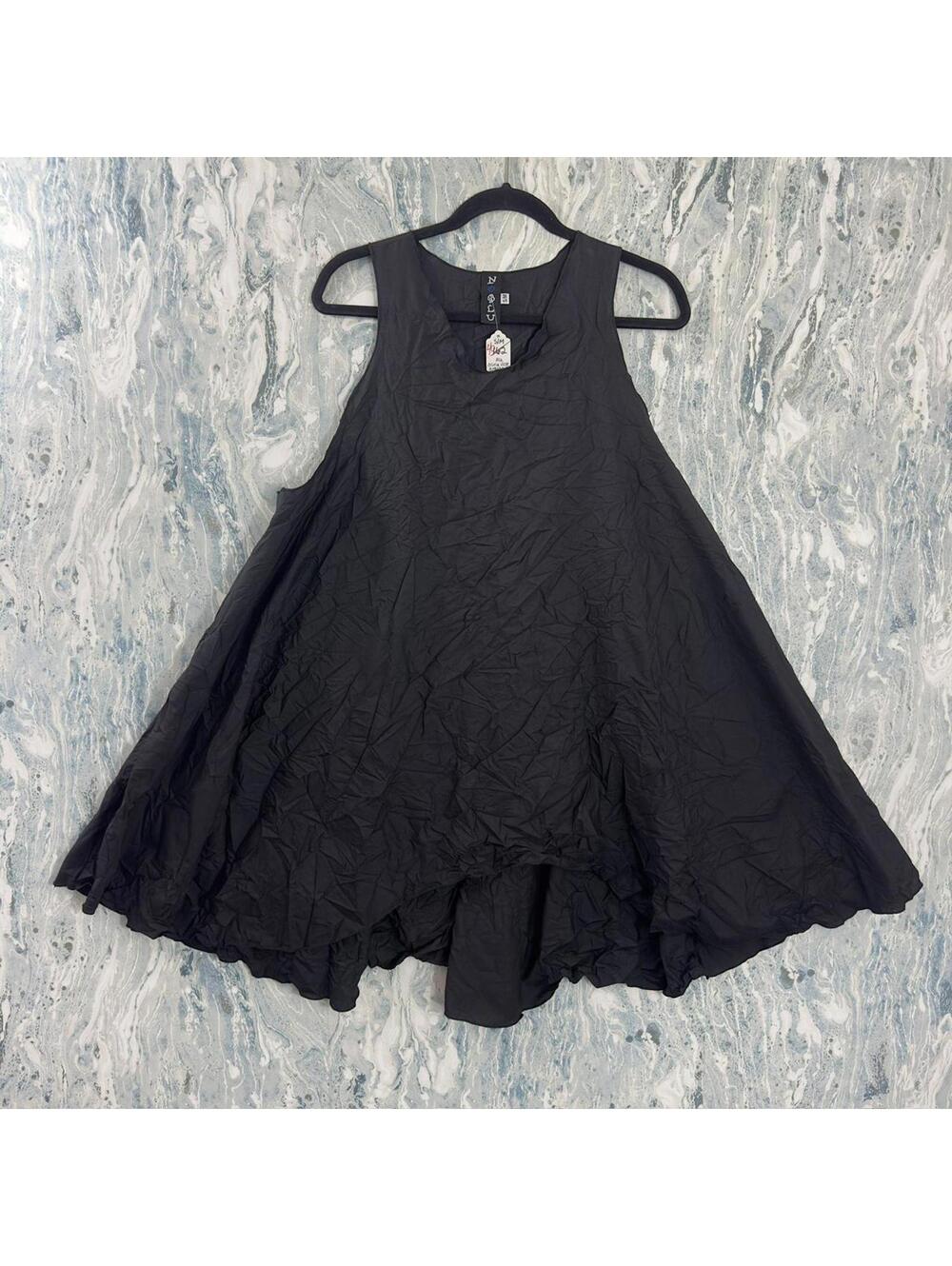 Designer Flowy Black Sleeveless Dress (S/M)